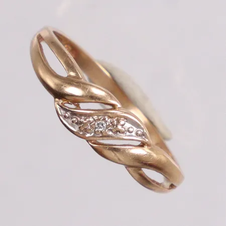 Ring stl:17¾ med diamant 1x ca. 0,005ct 18K Vikt: 1,6 g