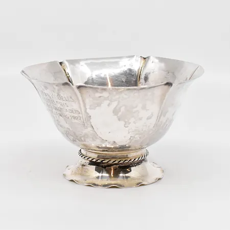 Skål på fot höjd 6cm Ø 10cm K.Andersson graverad silver 830/1000 Vikt: 57,5 g