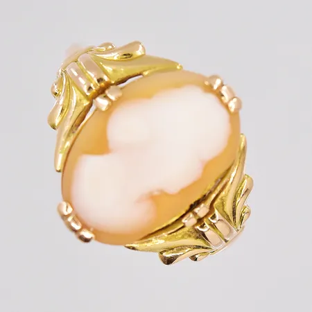 Ring defekt kamé stl:17 bredd ovandel 15mm 18K Vikt: 3,3 g