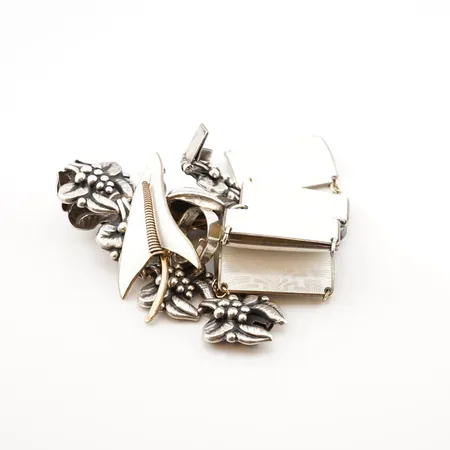 Div silver 925/1000 bruttovikt: 129gr Vikt: 129 g