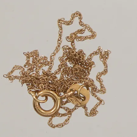 Kedja Singapore, knutar, 18K Vikt: 0,8 g