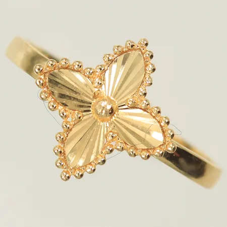 Ring med blomma stl 17½, bredd 2-12mm, 21K, 1,4g Vikt: 1,4 g