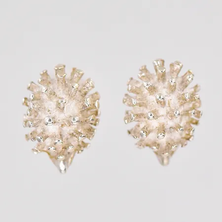 Ett par örhängen igelkott, 830S/1000 Vikt: 1,2 g