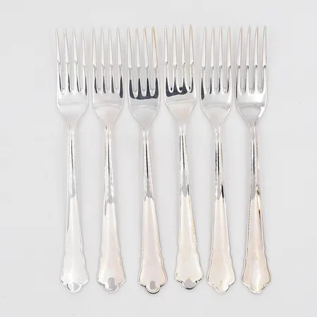 6 bordsgafflar, modell Chippendale, längd 18cm, 830/1000 silver Vikt: 226,6 g