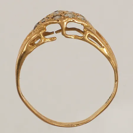 Ring med stenar, stl 18¼, bredd 2-8,3mm, defekt, 21K Vikt: 3 g