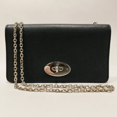 Väska Mulberry, Bayswater Clutch With Chain, svart läder, längd 20cm, bredd ca 12cm, djup 3cm, kortfack, repor på metall beslag, kvitto från affordable luxury, dustbag