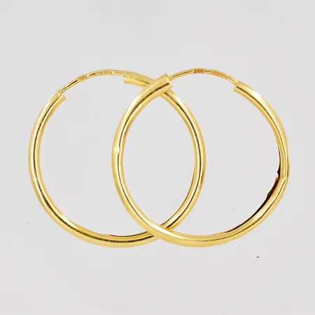 Ett par örhängen, defekta, 18K Vikt: 0,7 g