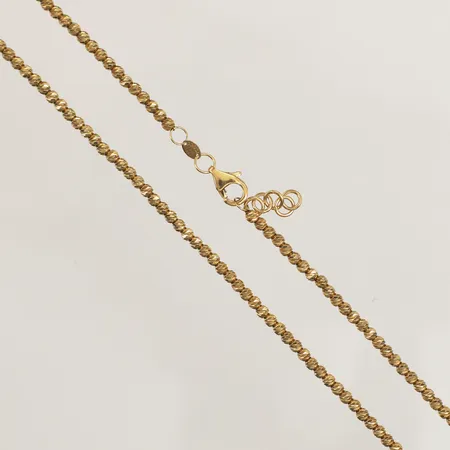 Collier längd 42-44cm, bredd 2,4mm, 18K Vikt: 7,9 g