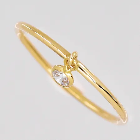 Ring med vit sten stl 17, bredd 1,0mm, 18K Vikt: 0,5 g