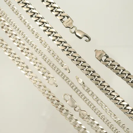 Tre halskedjor, defekta, saknar lås, skeva länkdelar, Silver 925/1000, 129,1g Vikt: 129,1 g