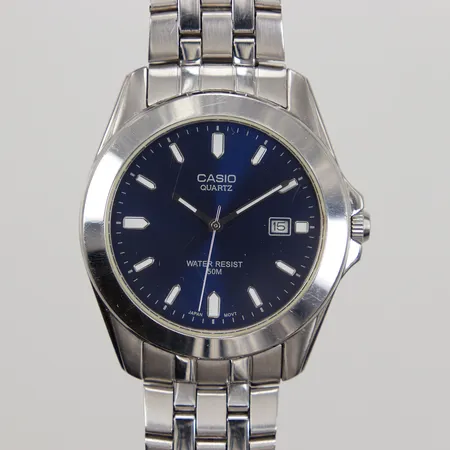 Herrur Casio, quartz, datum, Ø 39mm, ref: MTP-1222, länk med viklås, total längd ca 17,5cm, batteribyte krävs