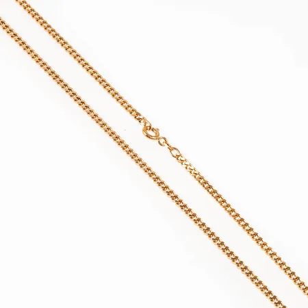 Kedja Pansar i 18K guld. Den är 45 cm lång, 2,7 mm bred och väger 12,5g. Fint skick. Springring. 