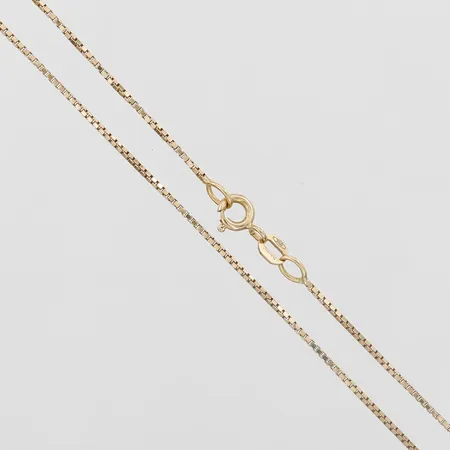 Kedja, venezia, Balestra, Italien, längd ca 42cm, bredd 1mm, slitage, mindre ojämnheter, 18K guld. Vikt: 3,1 g