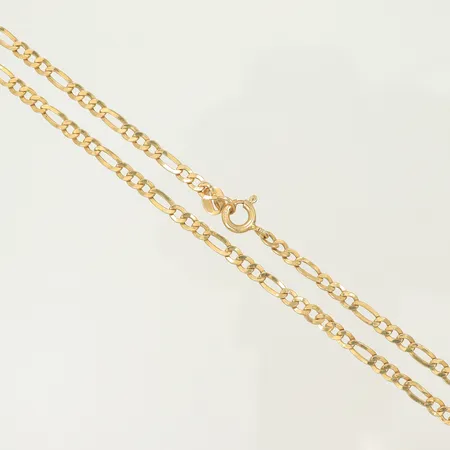 Halskedja figaro, längd 49cm, bredd 3mm, saknar låsögla, skeva länkdelar, 18K, 4,3g Vikt: 4,3 g