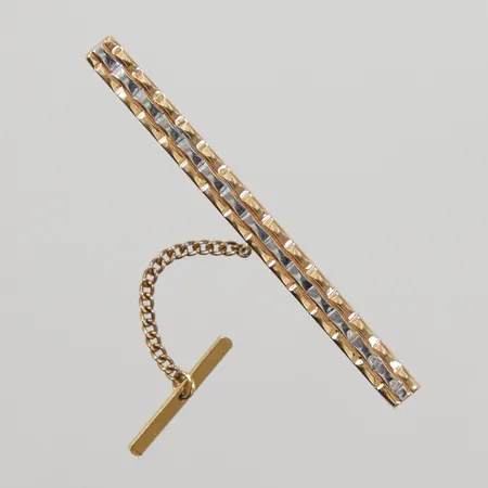 Slipsklämma 62x4,9mm, detalj i vitguld, spänne samt kedja i metall, bruttovikt: 5,8g. 