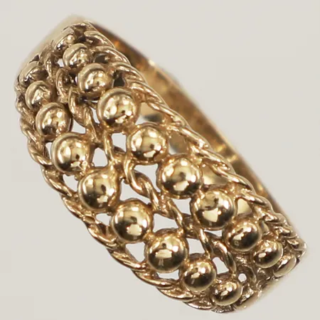 Ring, stl 18, bredd 2,8-8,5mm, skev, 9K  Vikt: 2,5 g