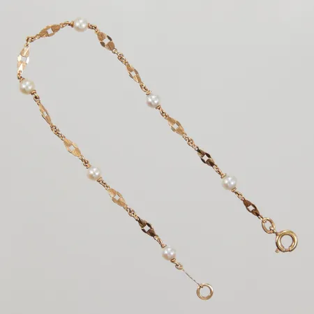 Armband med odlade pärlor 18cm, bredd 1,7-4mm, 18K,  Vikt: 2,4 g