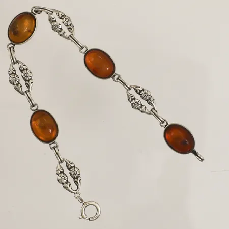 Armband med bärnsten, längd 20cm, bredd 11,4mm, slitna stenar, 835/1000 silver Vikt: 11,2 g