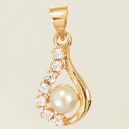 Hänge med pärla och vita stenar, längd 19mm inkl ögla, bredd 9mm, 14K, 0,9g Vikt: 0,9 g