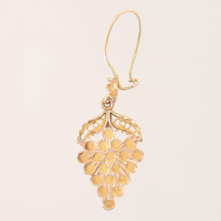 Udda örhänge, 45X12mm, skev, 14K  Vikt: 1,5 g