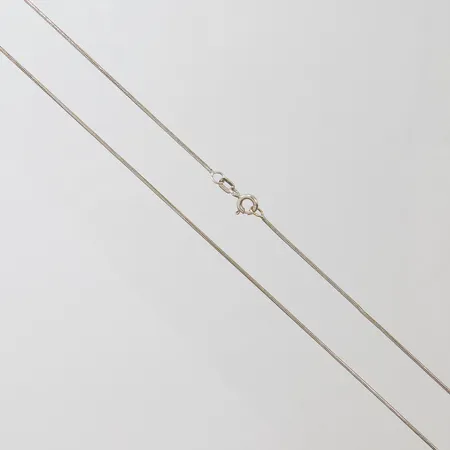 Kedja ormlänk, längd ca 43,5cm, bredd 1mm, vitguld, ojämnheter, 18K Vikt: 3,1 g