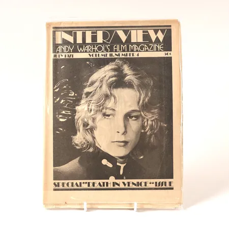 Tidningsmagasin Andy Warhols Interview, 1971 "Death in Venice", 1971, med skyddsplast.
