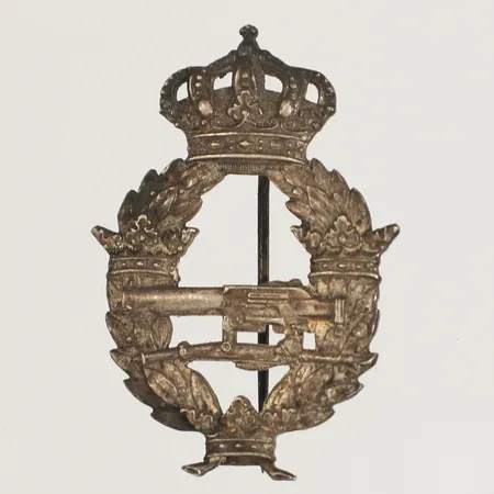 Brosch, längd 35mm, bredd 22,6mm, silver 830/1000 Vikt: 5,5 g