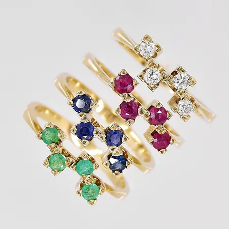 Kombinations ringar 4st, stl 16½-16¾, diamanter ca 0,16ct, rubin+safir+smaragd, 14K Vikt: 7,6 g