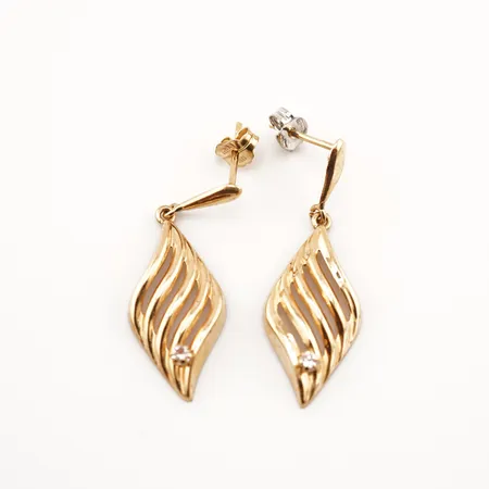 Örhängen, 30mm- 10mm, 18k Vikt: 1,4 g