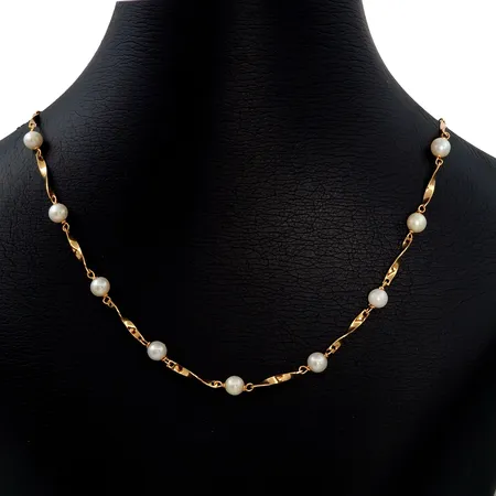 Collier, 18K guld, odlade pärlor Ø 5 mm, blåvitrosa ton, Alton Guldvaru Ab, Falköping, svensk kontrollstämpel, längd 43,5 cm, bruttovikt 7,8g Vikt: 7,8 g