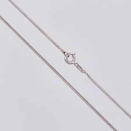 Kedja Pansar längd: ca 55cm bredd: ca 1mm 835/1000 silver Vikt: 3 g