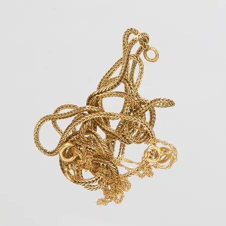 Diverse guld, defekta, 18K Vikt: 8,7 g