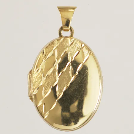 Medaljong, längd 27mm, bredd 16,5mm, repig, 18K  Vikt: 2,5 g