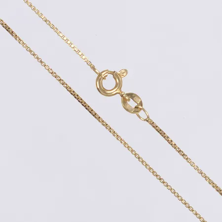 Halskedja Venezia längd 41cm bredd 1mm svensk kontrollstämpel (tillverkad före 1988) 18K Vikt: 2,5 g