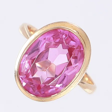 Ring med rosa sten, stl 18½, sten lös, 14K. Bruttovikt 6,7g Vikt: 6,7 g