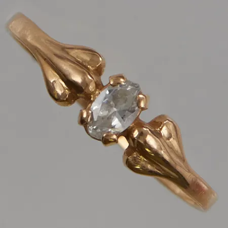 Ring Ø18½, bredd:5mm, vit sten, 18K 1,3g.