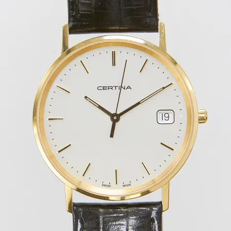 Herrur Certina 18K, quartz, 33,5mm, datum, svart läderarmband, gravyr, garantikort 2023, box, bruttovikt: 29,2g.