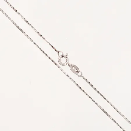 Kedja Venezia längd 46cm, bredd:1mm, Italien, 925/1000 Silver.  Vikt: 1,9 g