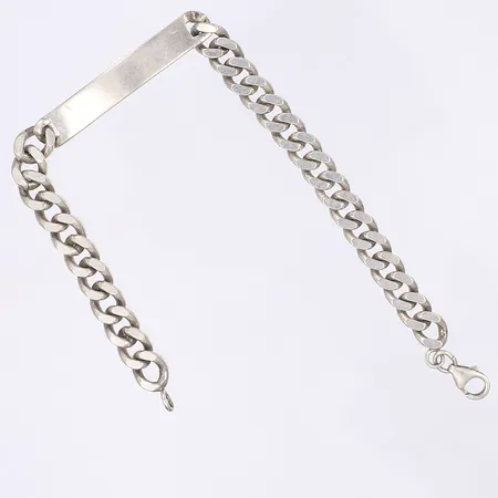 Armband pansarlänk med bricka längd 20cm bredd 7mm silver 830/1000 Vikt: 22,8 g