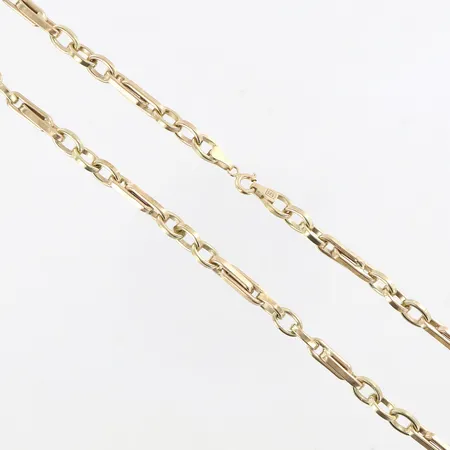 Kedja rödguld/gulguld 58cm, bredd: 2-5mm, 14K  Vikt: 34 g