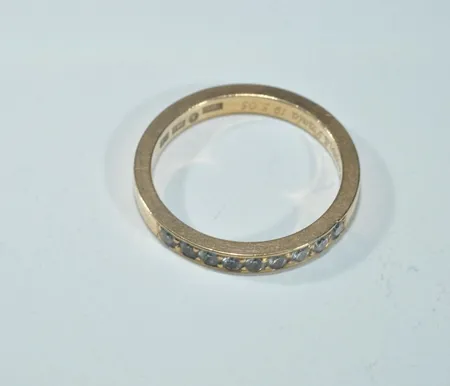 Alliansring  18k 2,7gr 9x0,01ct Ø15,50mm ref:L7552:4/1709 Vikt: 2,7 g