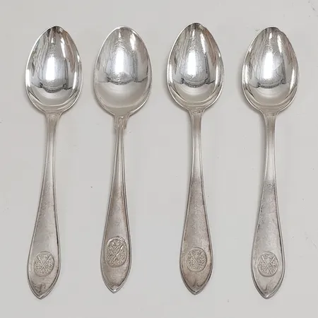 Fyra skedar modell skytte, längd ca 12,2cm, svenska stämplar,  Vikt: 53,6 g