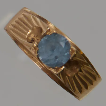 Ring Ø18¼, bredd:7mm, blå sten, 18K 4,1g.