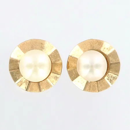 Ett par örhängen med odlade pärlor, Ø7mm, 18K Vikt: 0,7 g