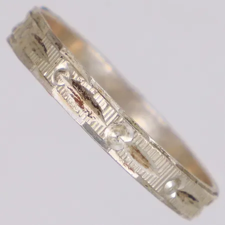 Ring med mönster, stl 23¼, bredd 4mm, silver 925/1000 Vikt: 2,4 g