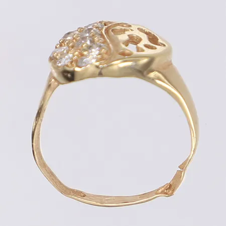 Ring med vita stenar stl 17 bucklig och skadad 14K Vikt: 2,2 g