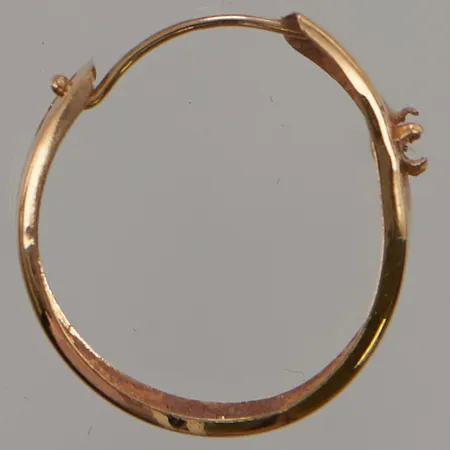 Omaka örhänge defekt, 18K 0,4g.