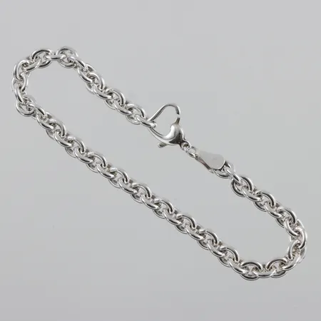 Armband Ankarlänk, längd ca 19cm, bredd 5,4mm, 925/1000 silver Vikt: 14 g
