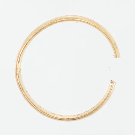 Ring med avklippt skena, gravyr, 18K Vikt: 4 g
