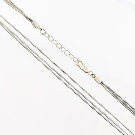 Kedja tre-radig ormlänk 43-46cm, bredd 3x1mm, GHA, silver 925/1000. Vikt: 11,6 g